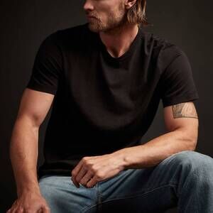 NEW JAMES PERSE short sleeve crew neck tee in carbon pigment